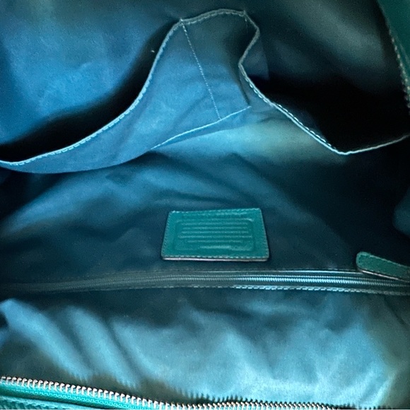 EUC Coach Leather Satchel Teal bag - Picture 10 of 11